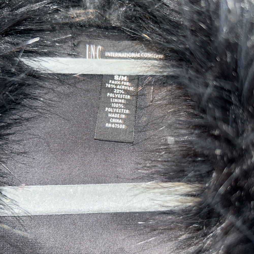 Vest - Picture 3 of 3